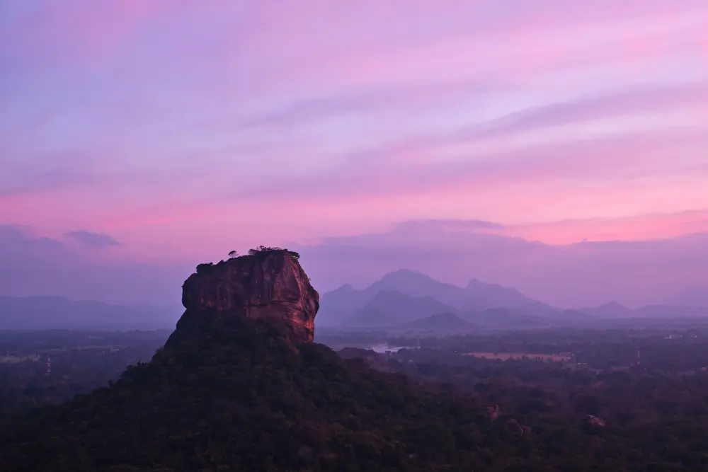 sunset-lion-rock-with-nice-view-sigiriya